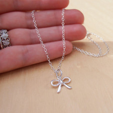 AOL Special's Bow Necklace: A Little Sparkle, A Lot of Love