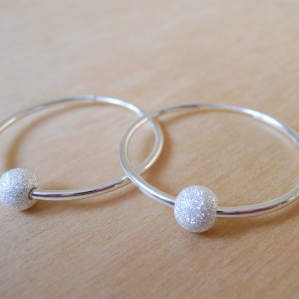 Silver Hoop Earrings With Stardust Bead