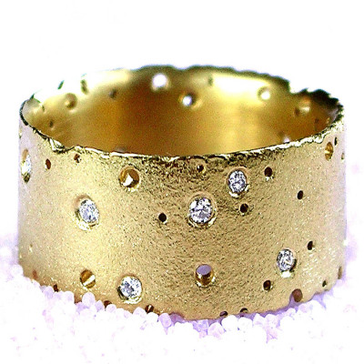 18ct Yellow Gold And Diamond Ring - Handmade By AOL Special