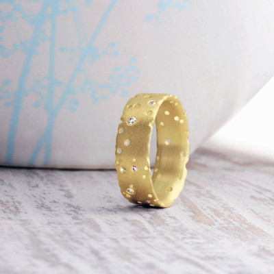 Diamond And 18ct Yellow Gold Ring - Handmade By AOL Special