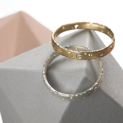 Precious 18ct Gold Ring Set With Diamonds - Handmade By AOL Special