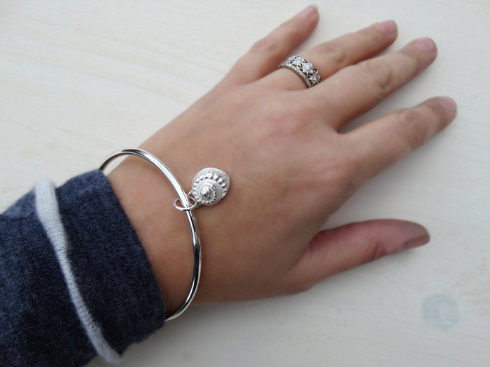 Solid Silver Bangle &amp; Silver Winkle Seashell - Sterling Silver
