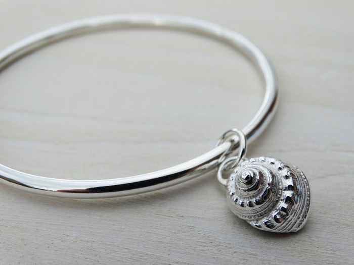 Solid Silver Bangle &amp; Silver Winkle Seashell - Sterling Silver